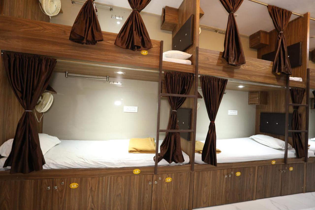 Mango Marol Dormitory Βομβάη Εξωτερικό φωτογραφία