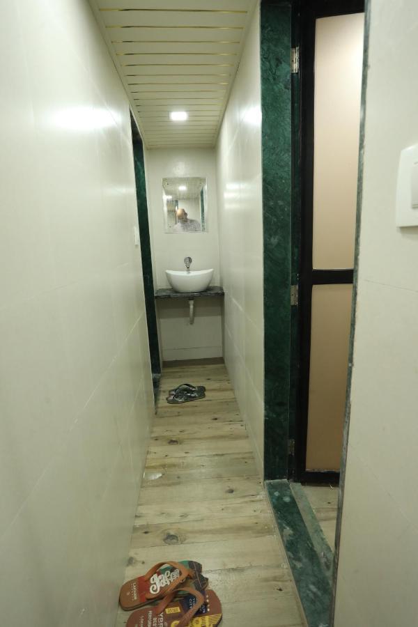 Mango Marol Dormitory Βομβάη Εξωτερικό φωτογραφία