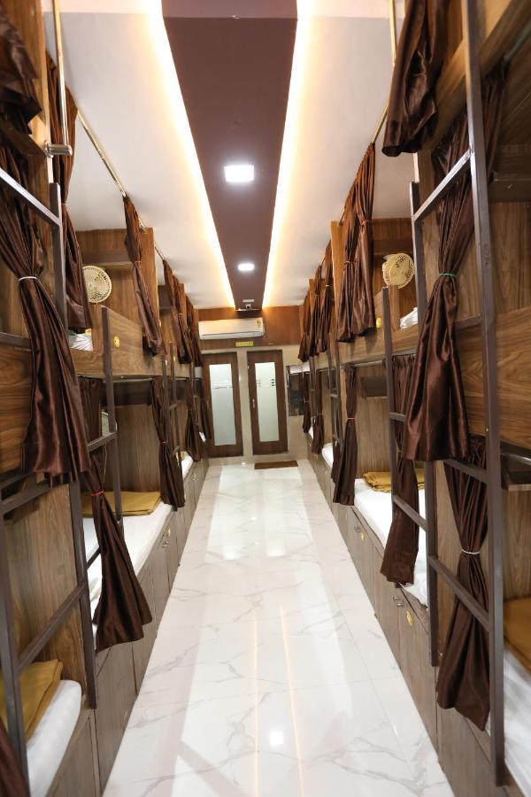 Mango Marol Dormitory Βομβάη Εξωτερικό φωτογραφία